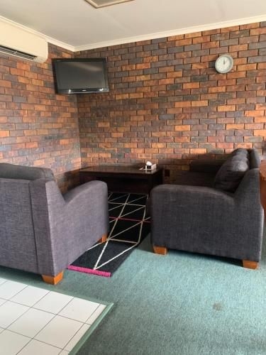 Bridge Street Motor Inn2