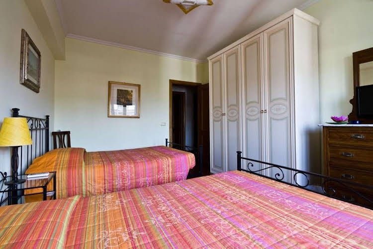 B&B Roma Appia Davila250