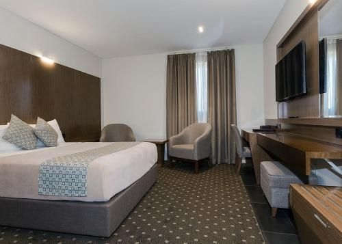 Bankstown Motel 100