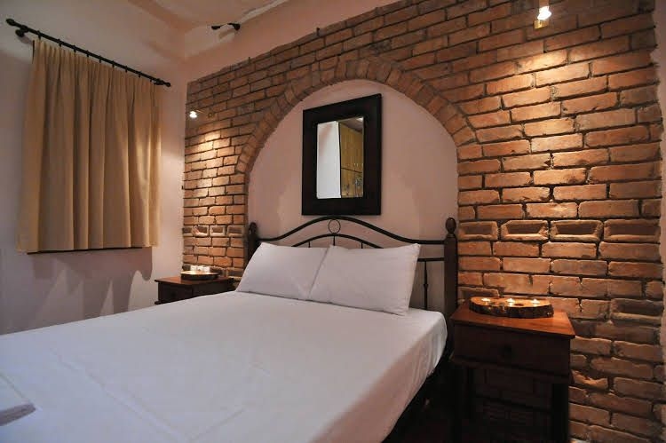 Symmetron Suites0