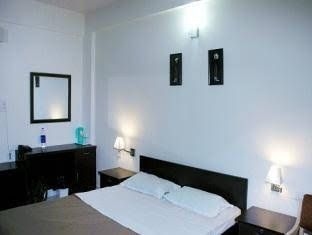 Maple Inn Budget Hotel1