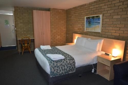 Tropicana Motor Inn1