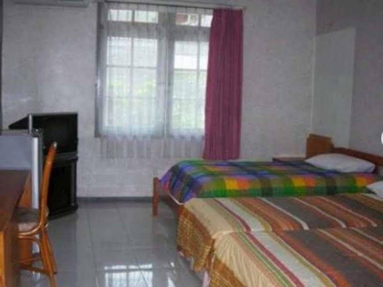 Savira Guest House0