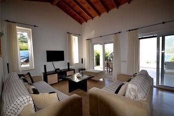 Villa Nane0