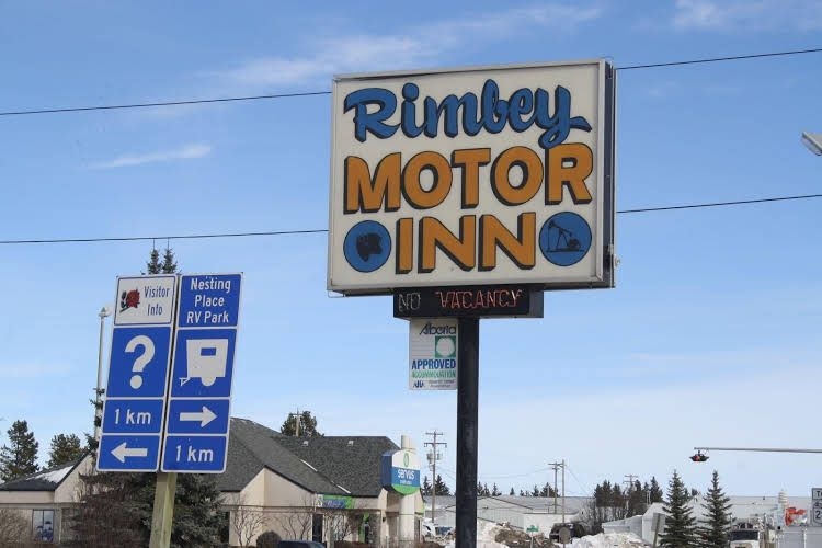 Rimbey Motor Inn0