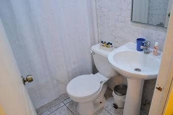 Hostal Almenas0