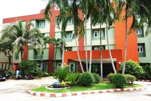 ภูเก็ตอีโคซี โฮเทล (Phuket Ecozy Hotel)0
