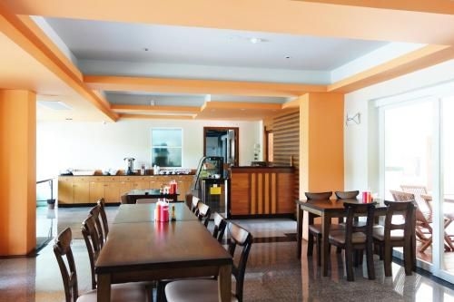 ภูเก็ตอีโคซี โฮเทล (Phuket Ecozy Hotel)4