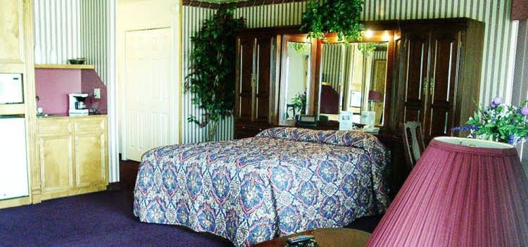 Winnie Inn and Suites0