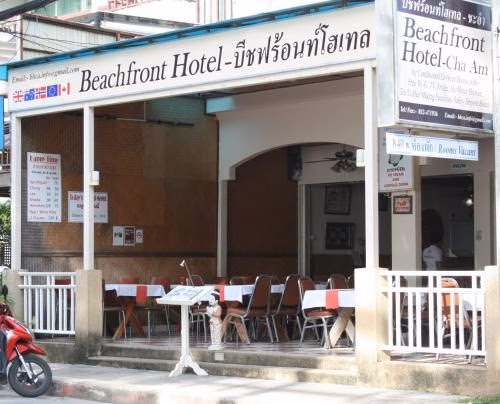 Beachfront Hotel Cha Am0
