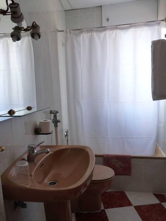 Hostal Alboran0