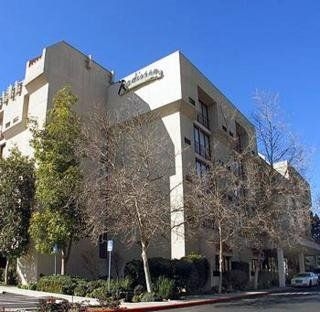 โฟร์พอยท์ส บายเชอราตัน สนามบินแซนโฮเซ (Radisson Hotel San Jose Airport)2