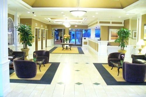 โฟร์พอยท์ส บายเชอราตัน สนามบินแซนโฮเซ (Radisson Hotel San Jose Airport)4