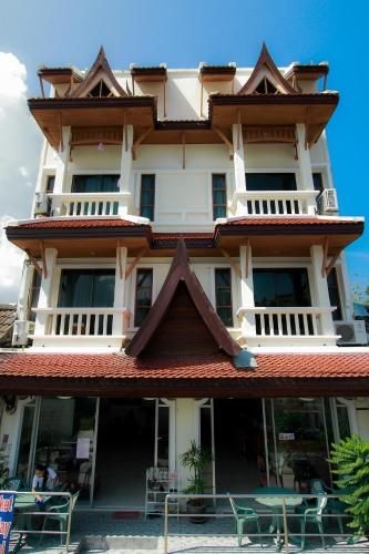 ฮอลิเดย์ เฮาท์ (Holiday's Houses)0