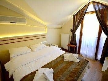 Ayisigi Hotel0