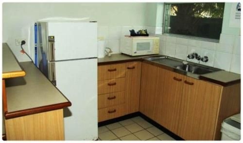 Anchorage Motor Inn4