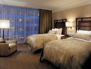 Shangri-La Hotel Vancouver4