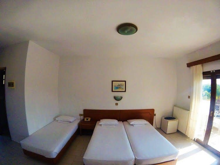 Hotel Ermioni0