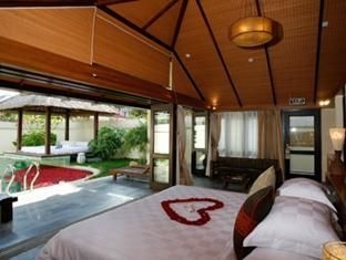 ย่าหลงเบย์ วิลล่าแอนด์สปา (Yalong Bay Villas & Spa)1