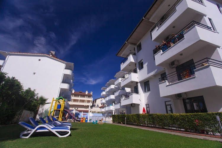 Adora Garden0