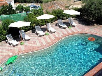 Skentos Hotel0