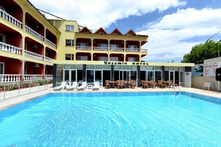 Hotel Yasemin0