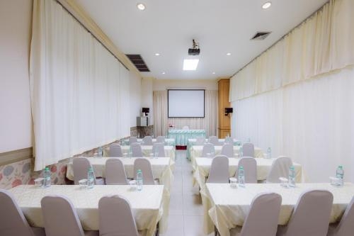โรงแรมมรกตทวิน (Morakot Twin Chumphon)2