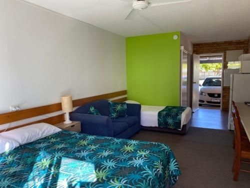 Shelly Beach Motel2