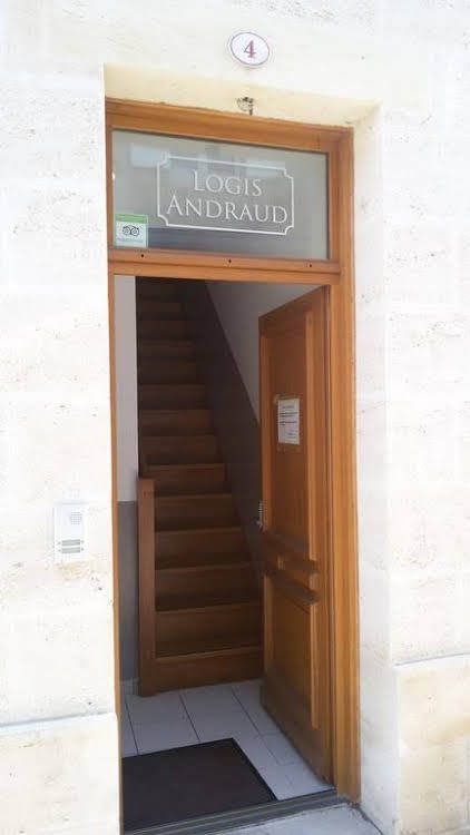 Logis Andraud Studios0