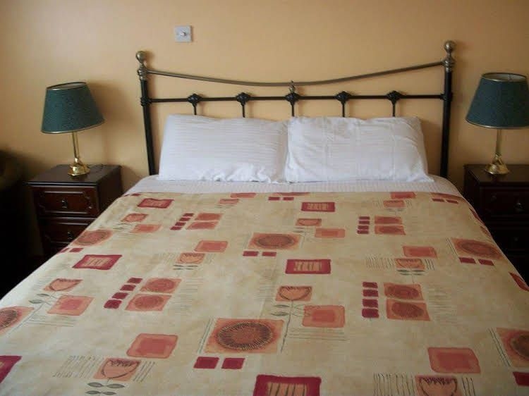 Seabreeze Bed & Breakfast0