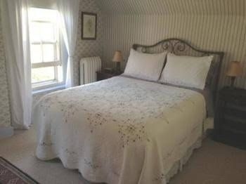 Turtle Island Bed & Breakfast0