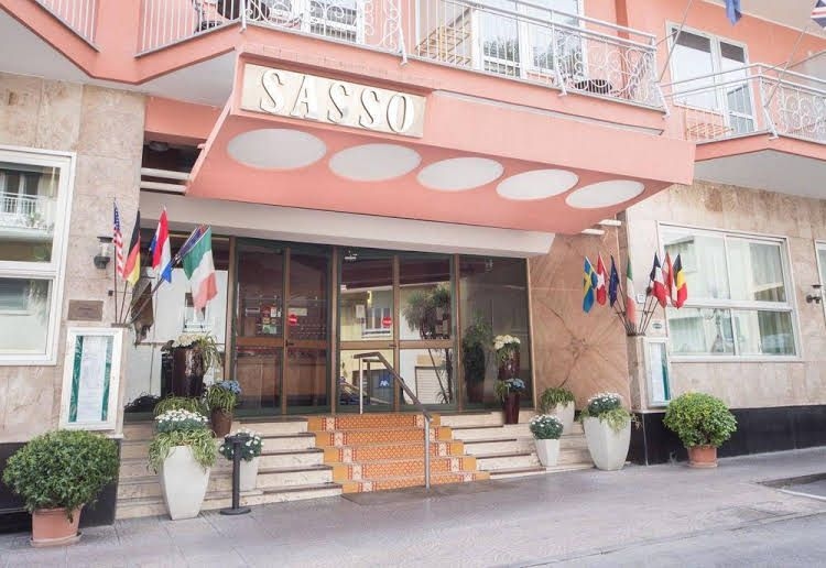 Hotel Sasso0