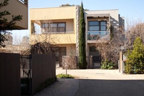 Central Shepparton Apartments0