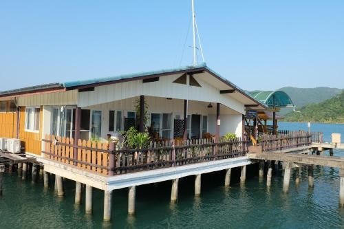 ไอส์แลนด์ วิว รีสอร์ท แอนด์ สปา (Island View Resort & Spa)0