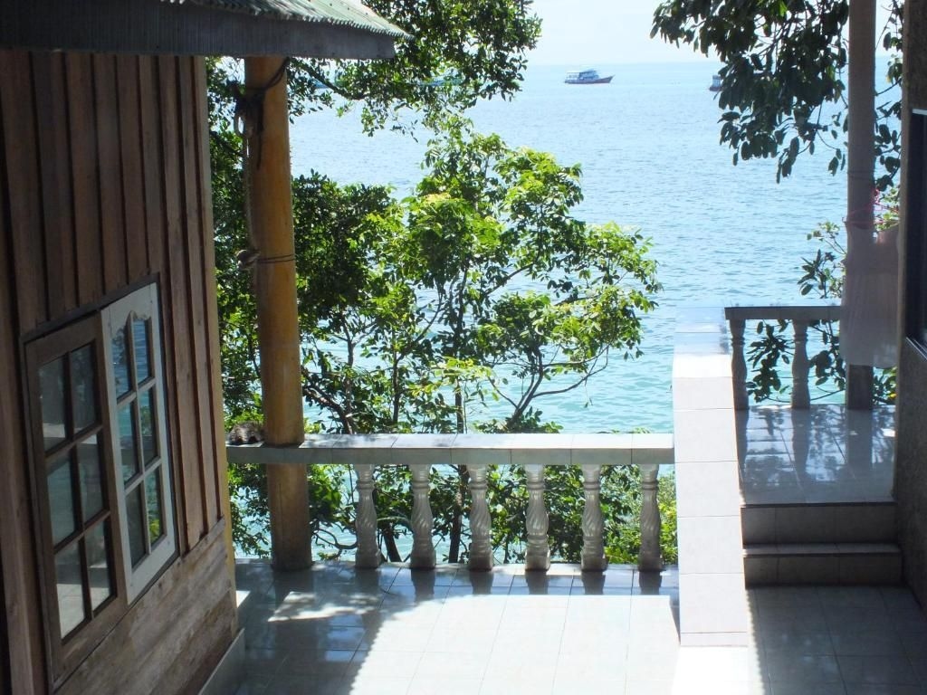 ควีน รีสอร์ท เกาะเต่า (Queen Resort Koh Tao)2