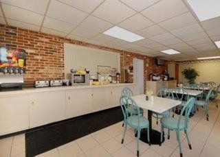 Rodeway Inn Dover3