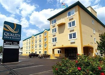 Quality Inn & Suites0