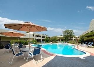Quality Inn & Suites3
