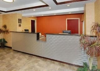 โฟร์พอยท์ส บายเชอราตัน นีวาร์ค คริสเตียนา วิลมิงตั (Comfort Suites)2