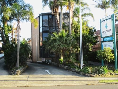 ครอนูลลา มอเตอร์อินน์ (Cronulla Motor Inn)0