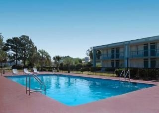 Rodeway Inn2