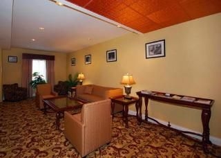Comfort Suites Savannah Airport3