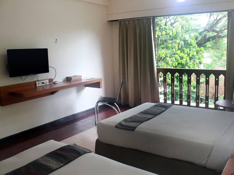 Ratu Hotel & Resort0