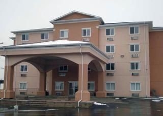 Comfort Inn & Suites0