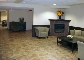 Comfort Inn & Suites2