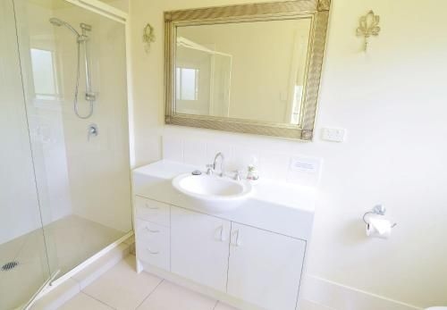 Apple Tree Cottage (Apple Tree Cottage and Studio)3