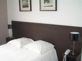 Teneo Apparthotel Bordeaux1