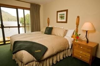 Eagle Nook Wilderness Resort & Spa1