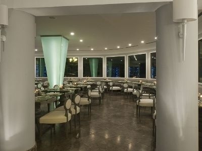 วิลล่าเอเธน่า (Villa Athena)1