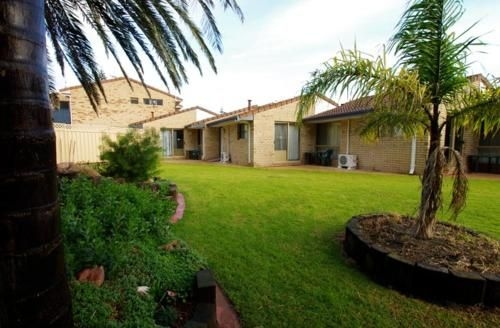 เอสเปอแรนซ์ บีชฟร้อนท์ รีสอร์ท (Esperance Beachfront Resort)0